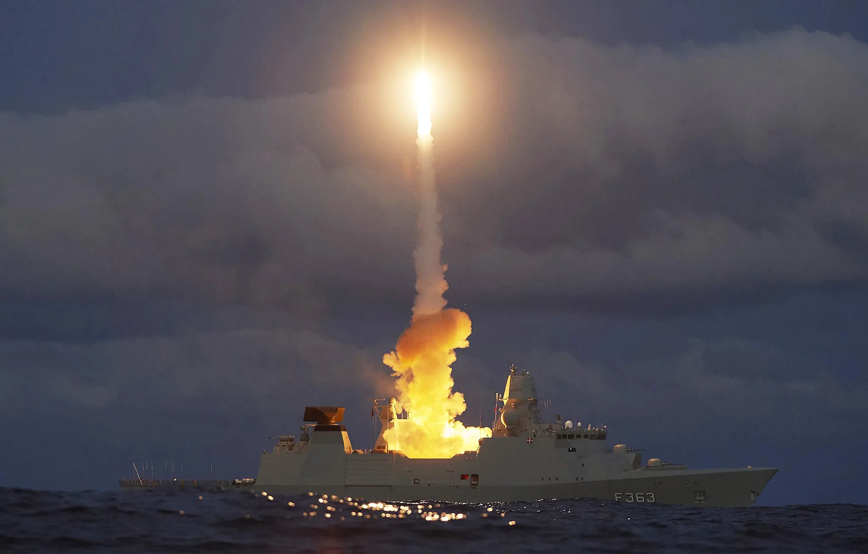 Estudio advierte que la modernización naval en América Latina abre una competencia global entre EE.UU. y China con Argentina en el centro