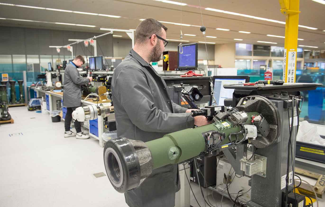 En medio de tensiones con Estados Unidos y la guerra de Rusia – Ucrania, el Reino Unido presentó su nueva estrategia industrial para la Defensa