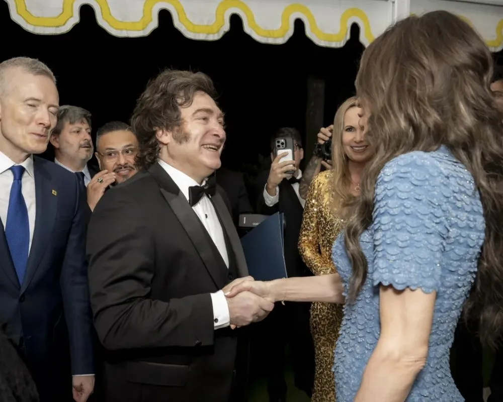 Estados Unidos desmiente que se haya interrumpido el proceso para que los Argentinos viajen sin visa al país