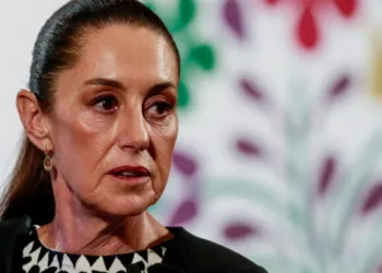 La presidenta de México, Claudia Sheinbau, quedó en una situación incómoda por las sanciones de Estados Unidos a los países que exporten petróleo a Cuba / Créditos: Henry Romero-Reuters