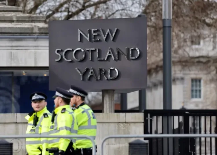 Reino Unido realizó nuevos arrestos de ciudadanos acusados de realizar tareas de espionaje y sabotaje en beneficio de Rusia. Créditos: Tolga Akmen/AFP