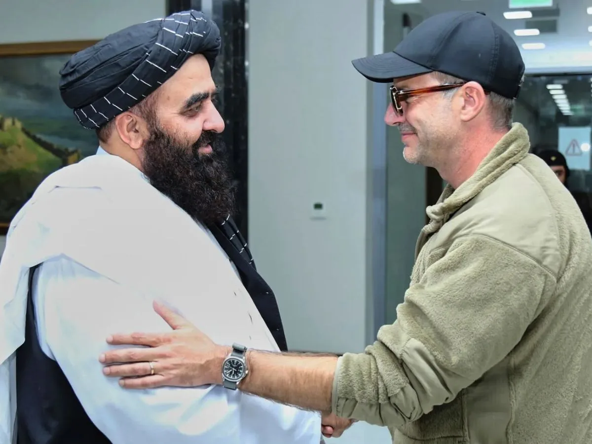 Afganistán avanza con una posible normalización de las relaciones con EE.UU. tras la discusión de inversiones e intercambio de prisioneros