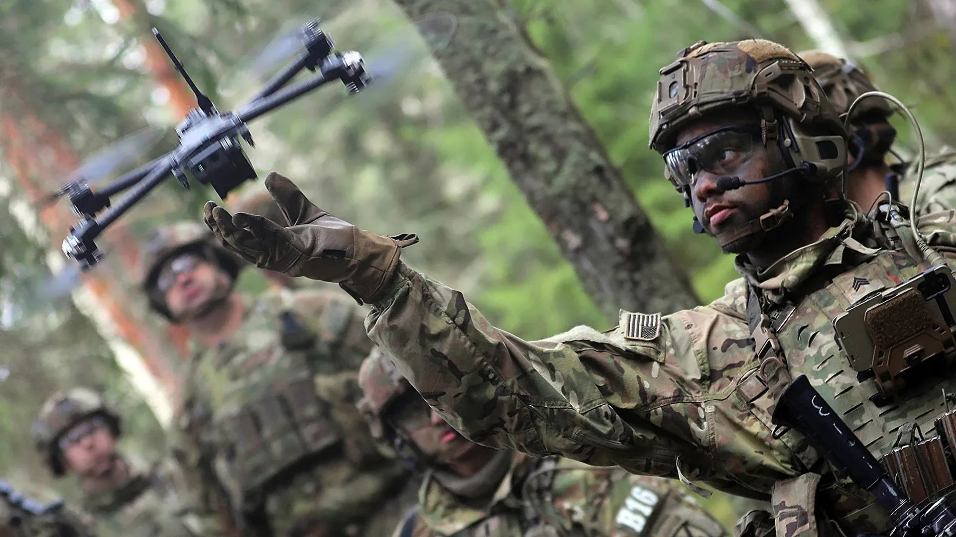 EE.UU. admite retraso en guerra de drones y advierte sobre brecha militar frente a nuevas amenazas