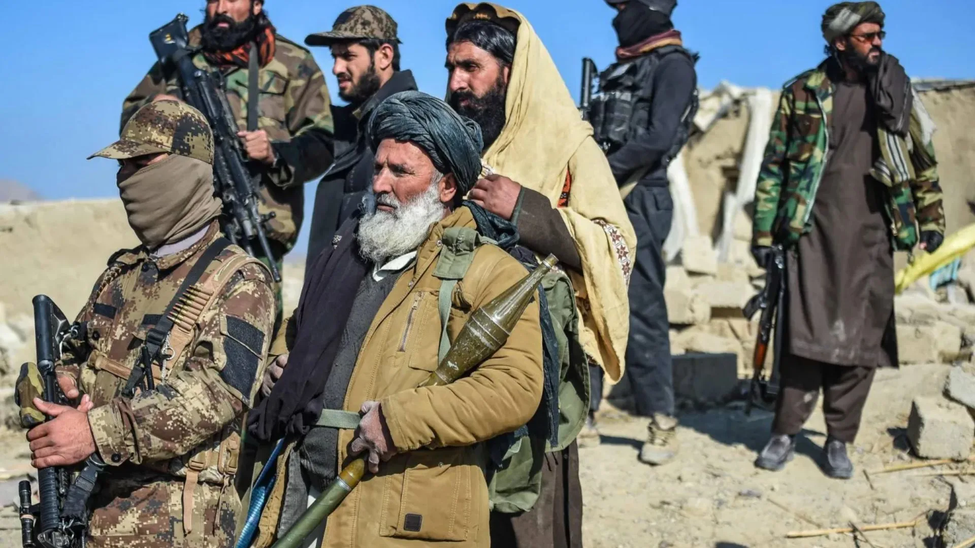 Pakistán y el gobierno talibán de Afganistán al borde de un conflicto armado por el avance del TTP