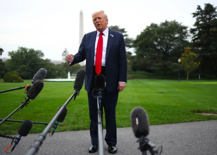 El cálculo político de Trump, tras confirmar operaciones encubiertas, sugiere que la presión no cederá. Créditos: Win McNamee/Getty Images