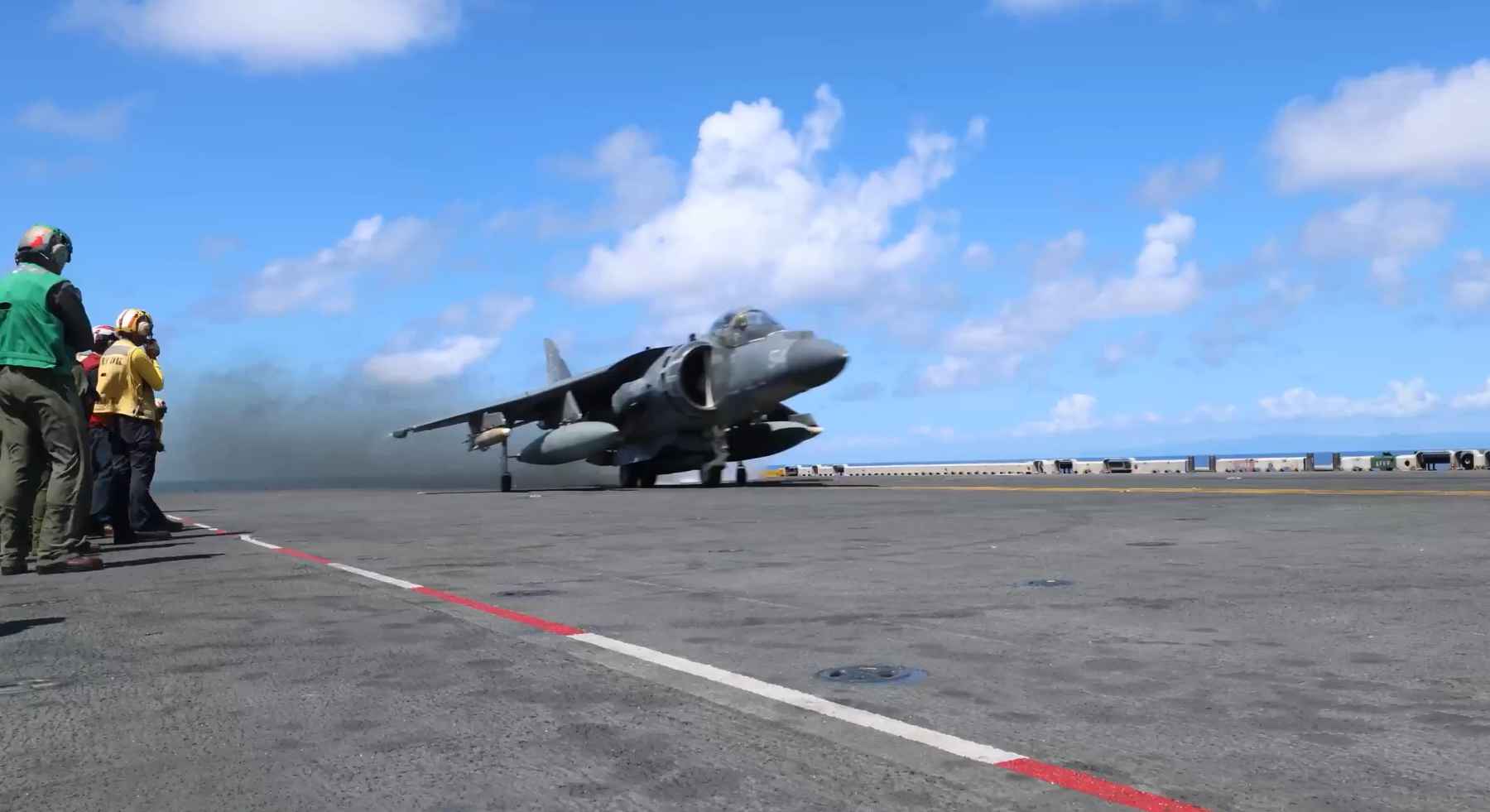 Aeronave estacionada cerca de Venezuela