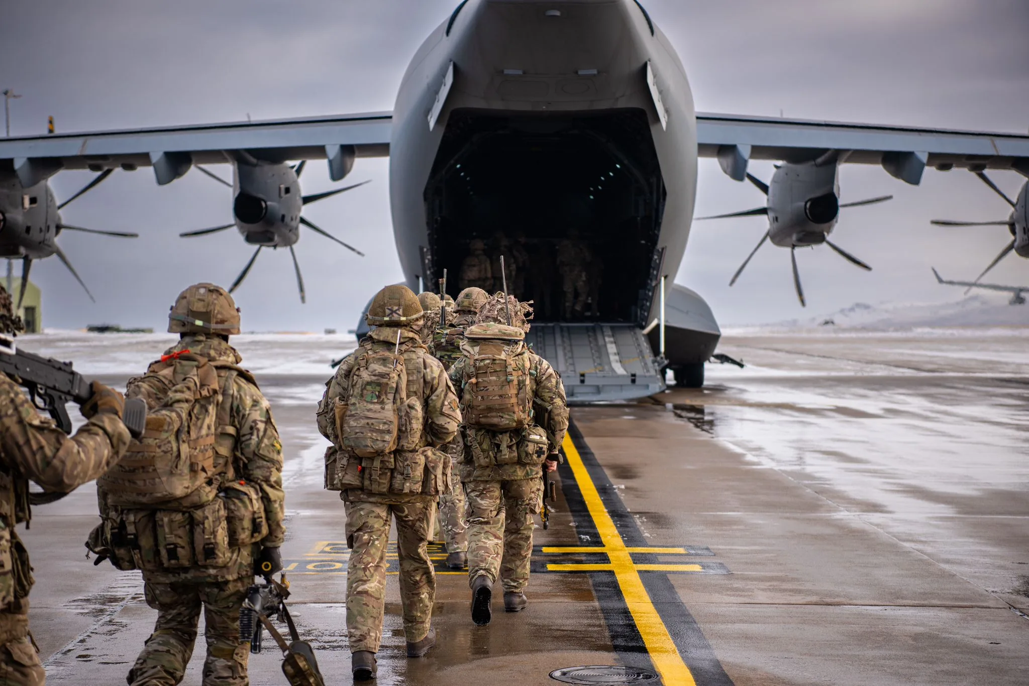 Imágenes de los ejercicios militares de las Fuerzas Armadas Británicas en las Islas Malvinas. Crédito: BFSAI