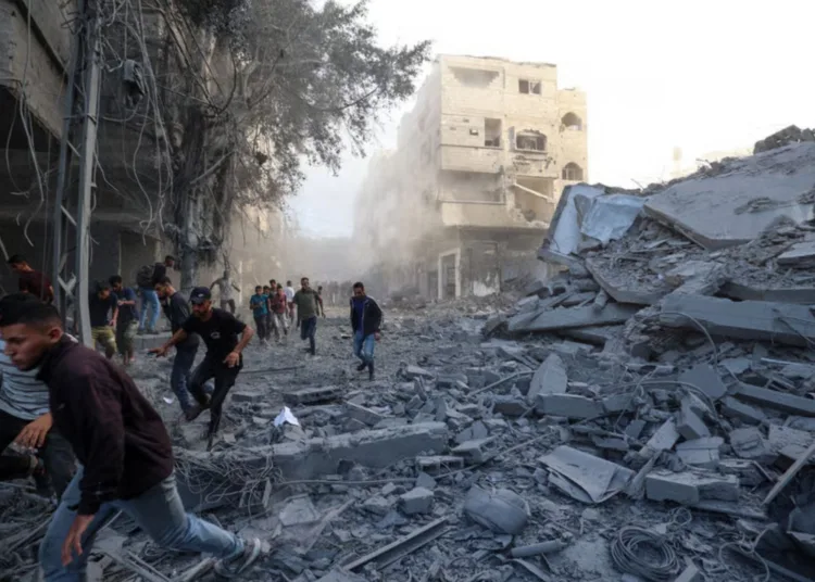 La extrema derecha israelí de la coalición de gobierno del primer ministro Benjamin Netanyahu aprovecha el momento para pedir la reanudación total de la guerra. | Eyad Baba/AFP vía Getty Images