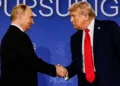 Las propuestas estadounidenses para poner fin a la guerra en Ucrania se habrían formulado en conversaciones directas con Rusia / Créditos: Reuters