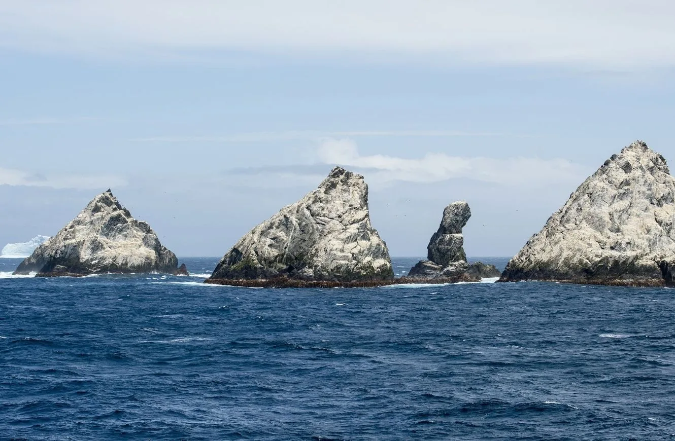 Las Islas Aurora – un archipiélago que reclama Argentina y su papel en la extensión de la Plataforma Continental