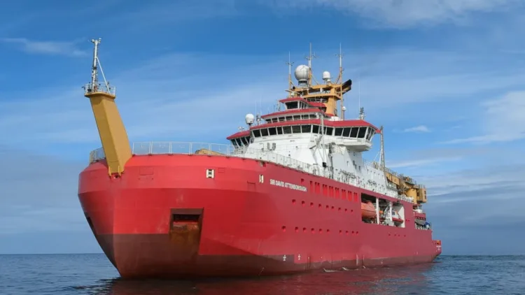 RRS Sir David Attenborough (7)