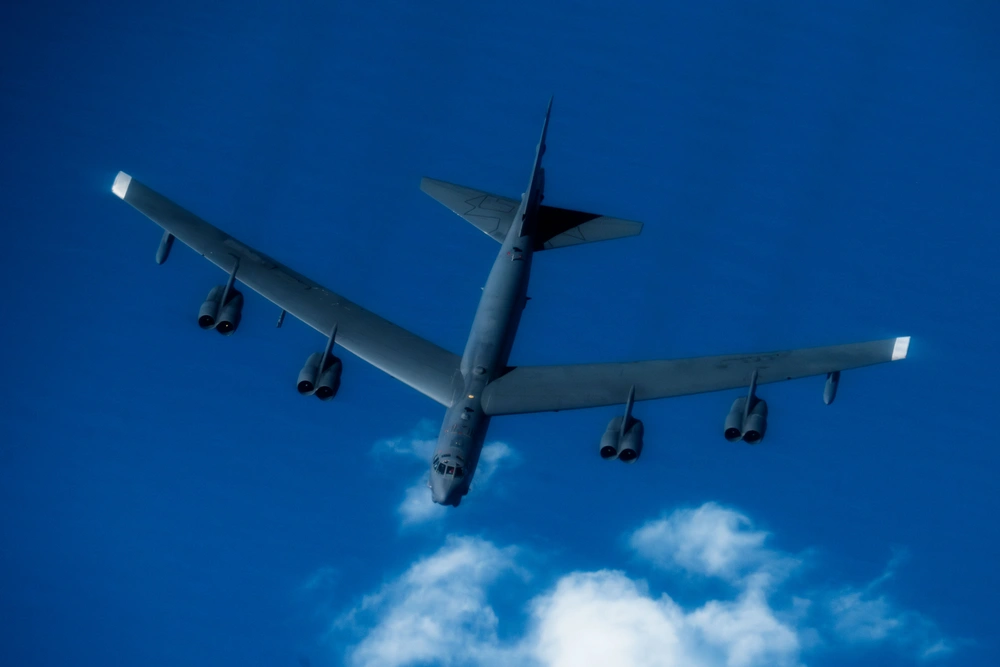 La Fuerza Aérea de EE.UU. despliega dos bombarderos B-52 a 70 kilómetros de las costas de Venezuela