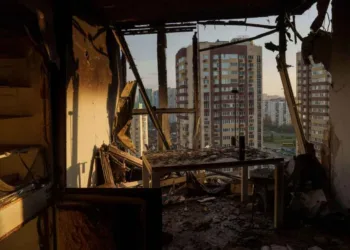 Un nuevo bombardeo ruso a Kiev dejó al menos 5 muertos y 34 heridos / Créditos: Evgeniy Maloletka