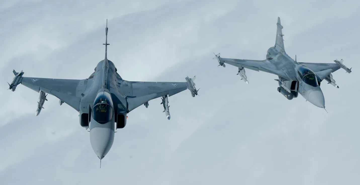 Junto a los cazas F-16 y Mirage 2000, Ucrania apuesta por el JAS-39 Gripen para hacer frente a Rusia