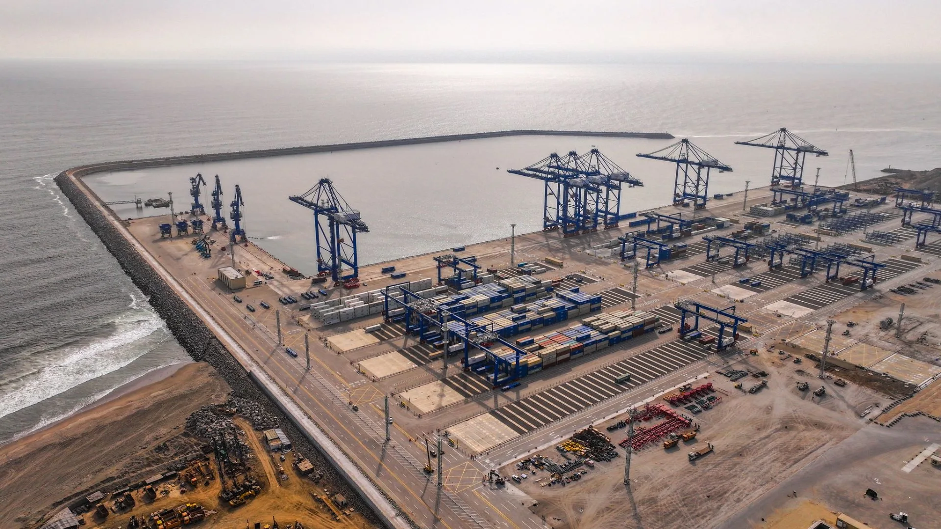 China inaugura el megapuerto de Chancay y consolida su presencia en el Pacífico Sur