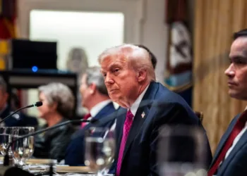 Los funcionarios europeos y ucranianos han rechazado la última propuesta de Donald Trump para un acuerdo de paz desigual que favorece a Moscú. | Demetrius Freeman/Getty Images