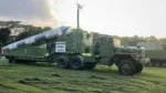 Prototipo del sistema de misiles móviles costeros ruso-indio Brahmos, presentado durante el Día de la Tecnología del Ejército Filipino en 2019. Imagen vía MaxDefense PH.