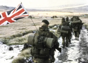 Soldados británicos en la guerra de Malvinas, 1982