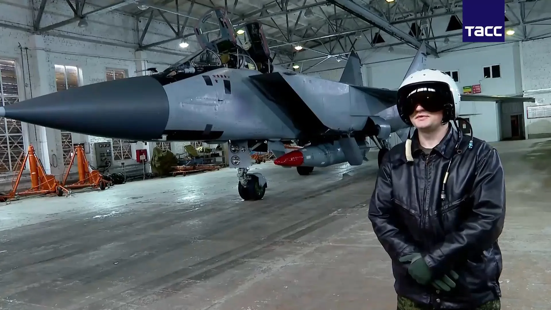 Pilotos rusos de MiG-31 acusan que los servicios de inteligencia de Ucrania quisieron sobornarlos para que deserten