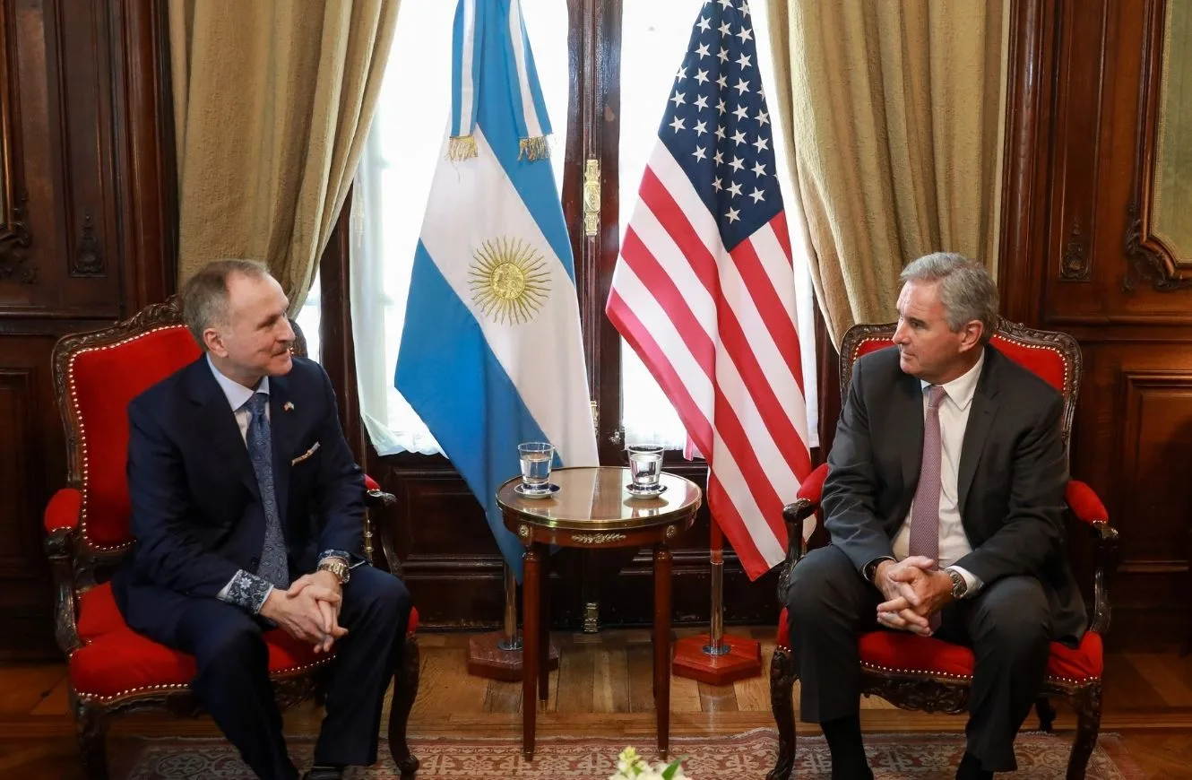 Peter Lamelas asumió como embajador de Estados Unidos en la Argentina