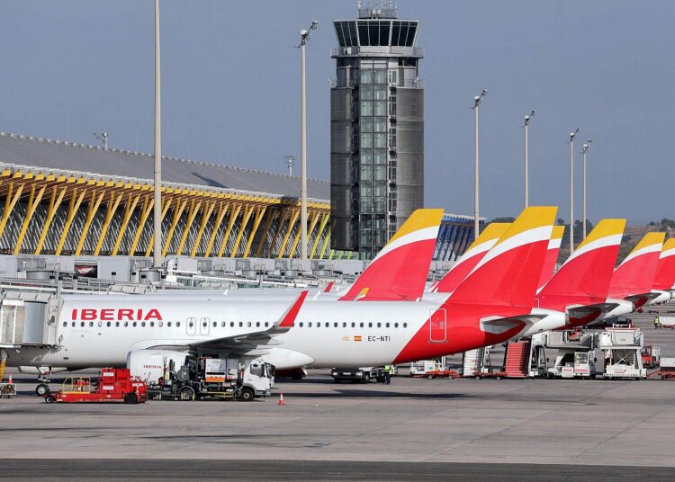 Aviones en tierra en el Aeropuerto Simón Bolivar en Maiquetía, Venezuela Juan BARRETO / AFP
