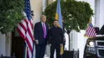 El presidente estadounidense Donald Trump recibe al presidente ucraniano Volodymyr Zelensky en la Casa Blanca a principios de este mes. Según los autores, es de esperar que Trump apruebe discretamente el envío de algunas armas avanzadas estadounidenses a Ucrania, pero no en cantidad suficiente para satisfacer las demandas de Kiev.
(crédito de la foto: JONATHAN ERNST/REUTERS)