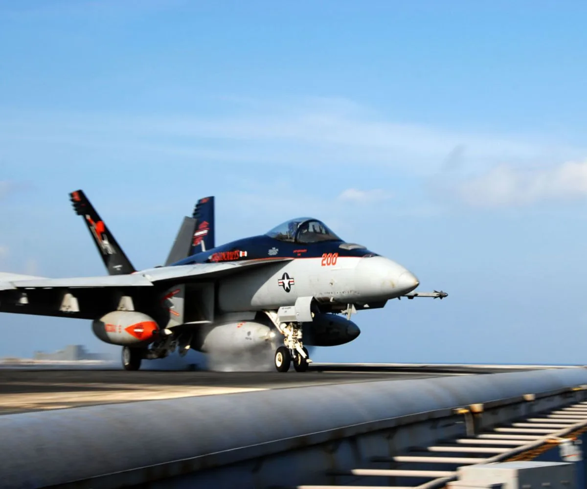FA-18E-F.