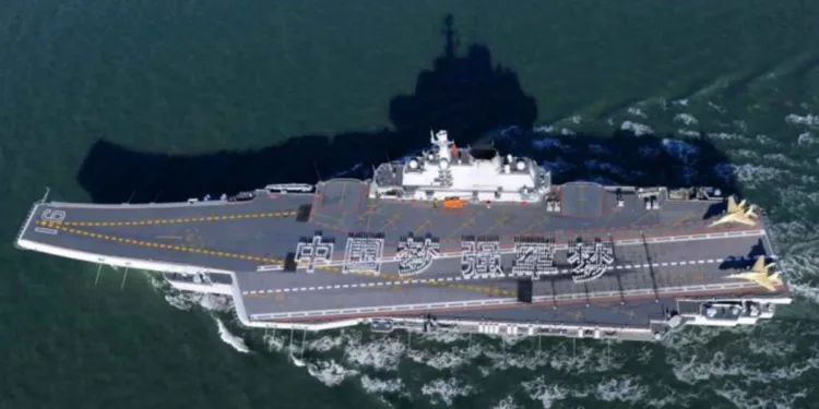 Portaviones Liaoning de China