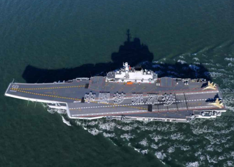 Portaviones Liaoning de China