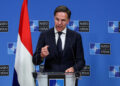 Archivo-El primer ministro de Países Bajos, Mark Rutte, asiste a una conferencia de prensa en la sede de la OTAN, en Bruselas, Bélgica, el 17 de abril de 2024. © Reuters/Yves Herman