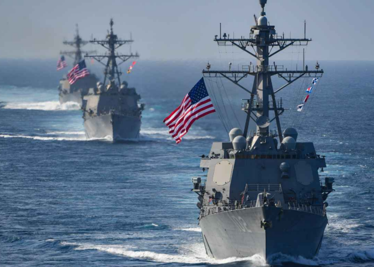 Barcos estadounidenses en el Pacífico