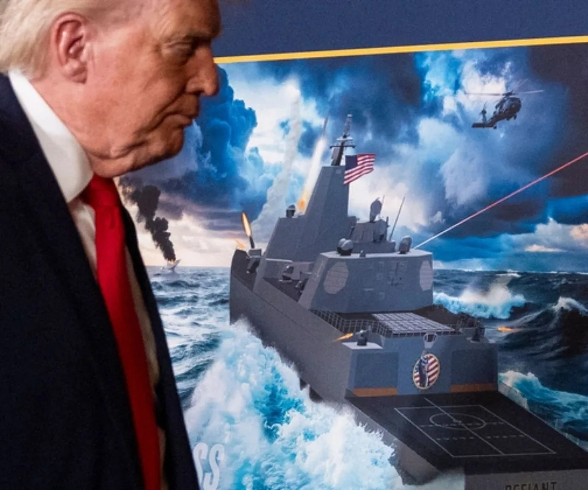El presidente Donald Trump se marcha tras pronunciar un discurso en su club Mar-a-Lago, el lunes 22 de diciembre de 2025, en Palm Beach, Florida. (AP Photo/Alex Brandon) | AP