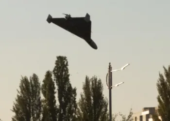 Rusia continúa equipando sus drones con terminales Starlink