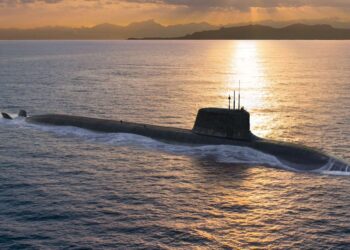 submarino nuclear reino unido