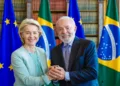 El presidente de Brasil, Luiz Inácio Lula da Silva, junto a la presidenta de la Comisión Europea, Úrsula Von der Leyen, este viiernes 16 de enero de 2026 en Brasil.