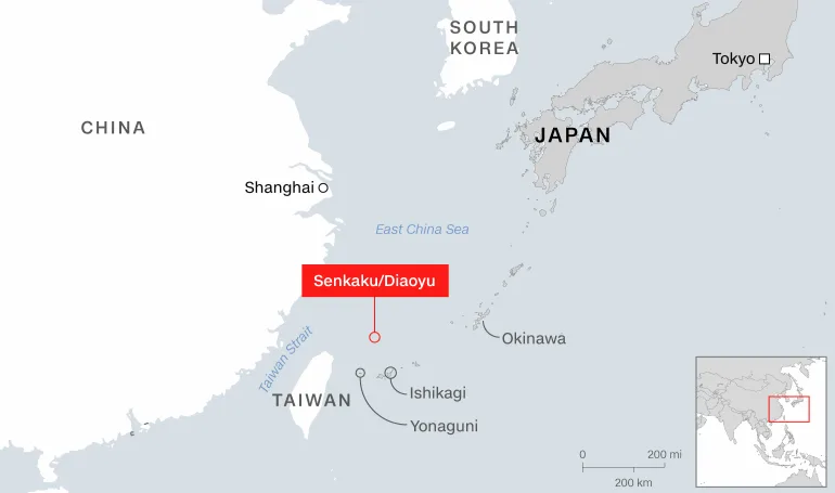 El MdD japonés, Nobuo Kishi, dijo que las islas Senkaku, conocidas como las islas Diaoyu en China, son incuestionablemente territorio japonés y se defenderán como tal, y que Tokio igualará cualquier amenaza china a las islas barco por barco, y más allá si es necesario.
