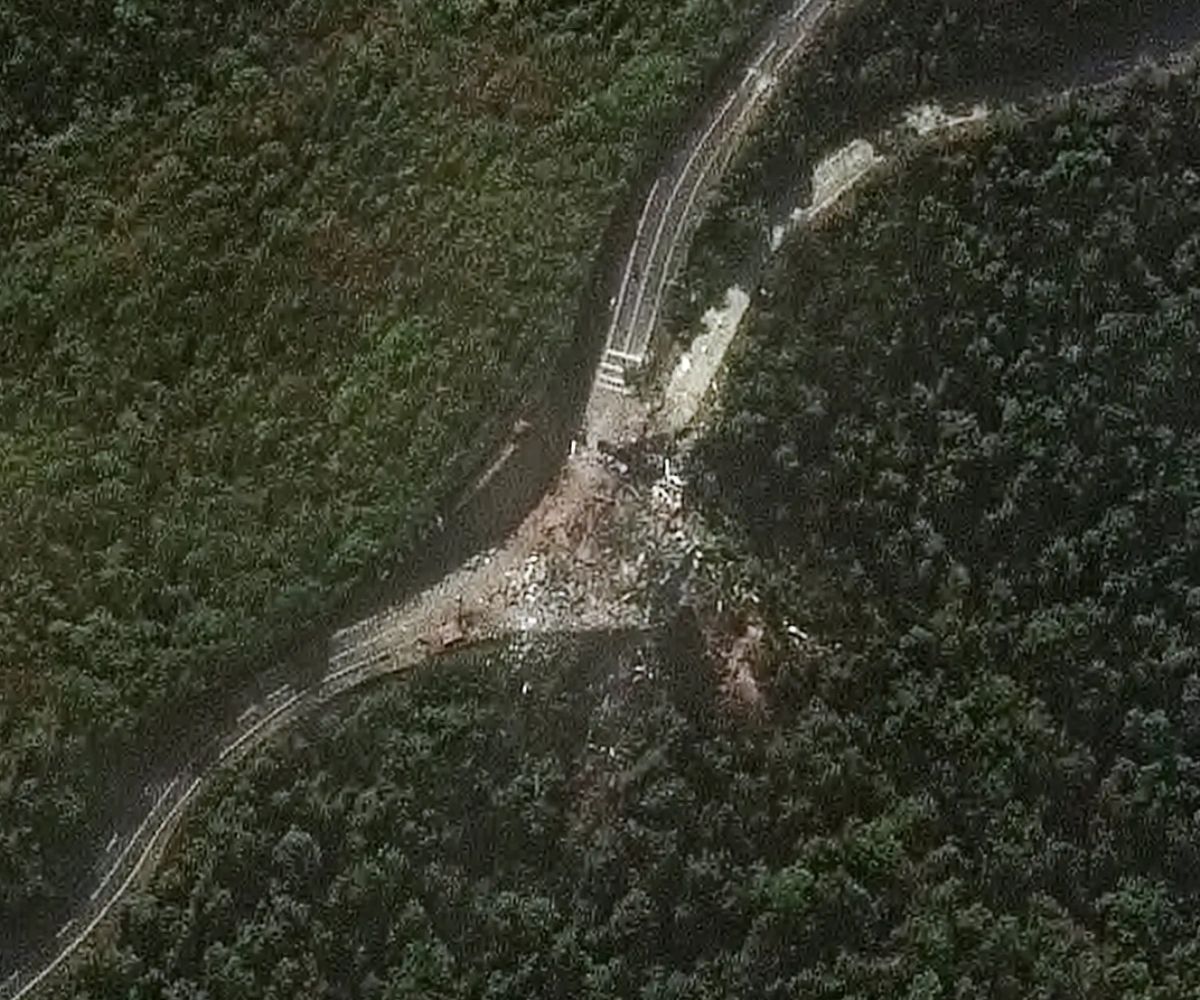 Entrada destruida del Fuerte Tiuna