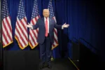 El presidente de Estados Unidos, Donald Trump, se dirige a los republicanos de la Cámara de Representantes en su conferencia anual sobre temas de actualidad, en el Kennedy Center, rebautizado como Trump-Kennedy Center por la junta directiva designada por Trump, en Washington, DC, EE. UU., el 6 de enero de 2026.