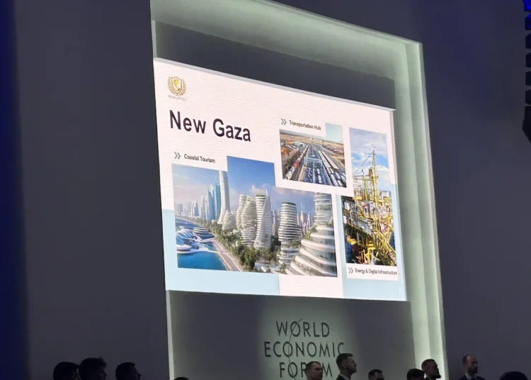 La imagen muestra una diapositiva proyectada en el Foro Económico Mundial con el título “New Gaza”. Crédito: Mohamad Safa