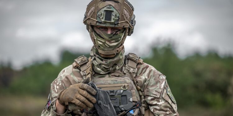 La Brigada “Khartia” difundió un video propagandístico desde Kupiansk que revela la participación de combatientes internacionales, incluyendo argentinos, en la guerra contra Rusia. Crédito: Cuenta oficial X de Ucrania