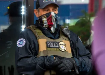 Agente del ICE