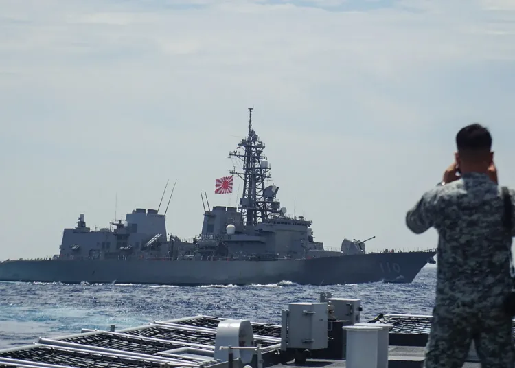 Japón y Filipinas profundizan su cooperación militar en un contexto de tensión con China en el mar de China Meridional