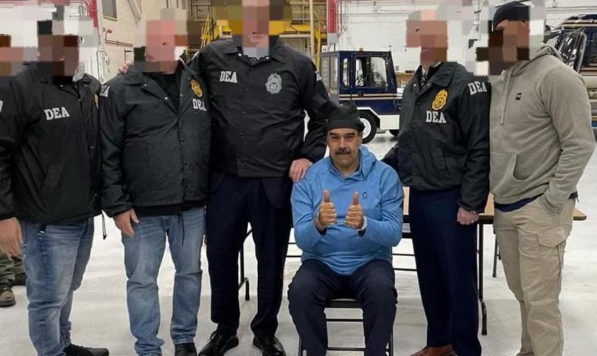 Nicolás Maduro a su llegada a EE.UU. tras ser detenido por órdenes del Gobierno de Donald Trump. Foto de EFE