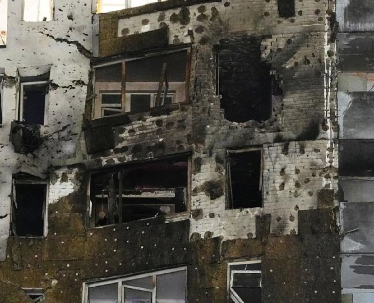 Edificio destruido en Ucrania tras los ataques rusos del 9 de enero.