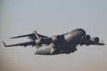 Un avión C-17 Globemaster III despega durante un ejercicio de preparación en el área de responsabilidad del Comando Central de los EE. UU. el 22 de enero de 2026. (Foto de la Fuerza Aérea de los EE. UU. por el Sargento Técnico Justin Norton)