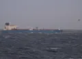 Operativo de la La Marina Nacional de Francia anuncia haber incautado un petrolero vinculado a la flota fantasma de Rusia. Crédito: Marina Nacional de Francia via X