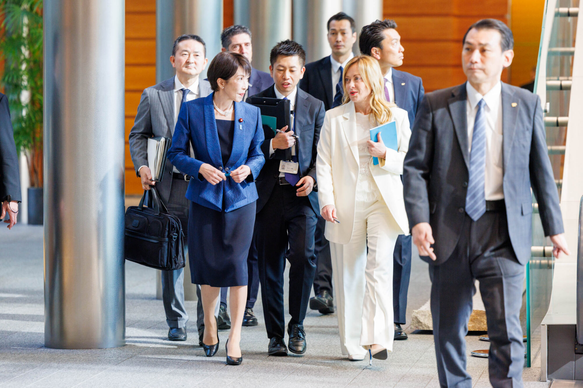 La primera ministra italiana, Giorgia Meloni y la Primer Ministro de Japon Sanae Takaichi. Crédito: Oficina del primer Ministro de Japón