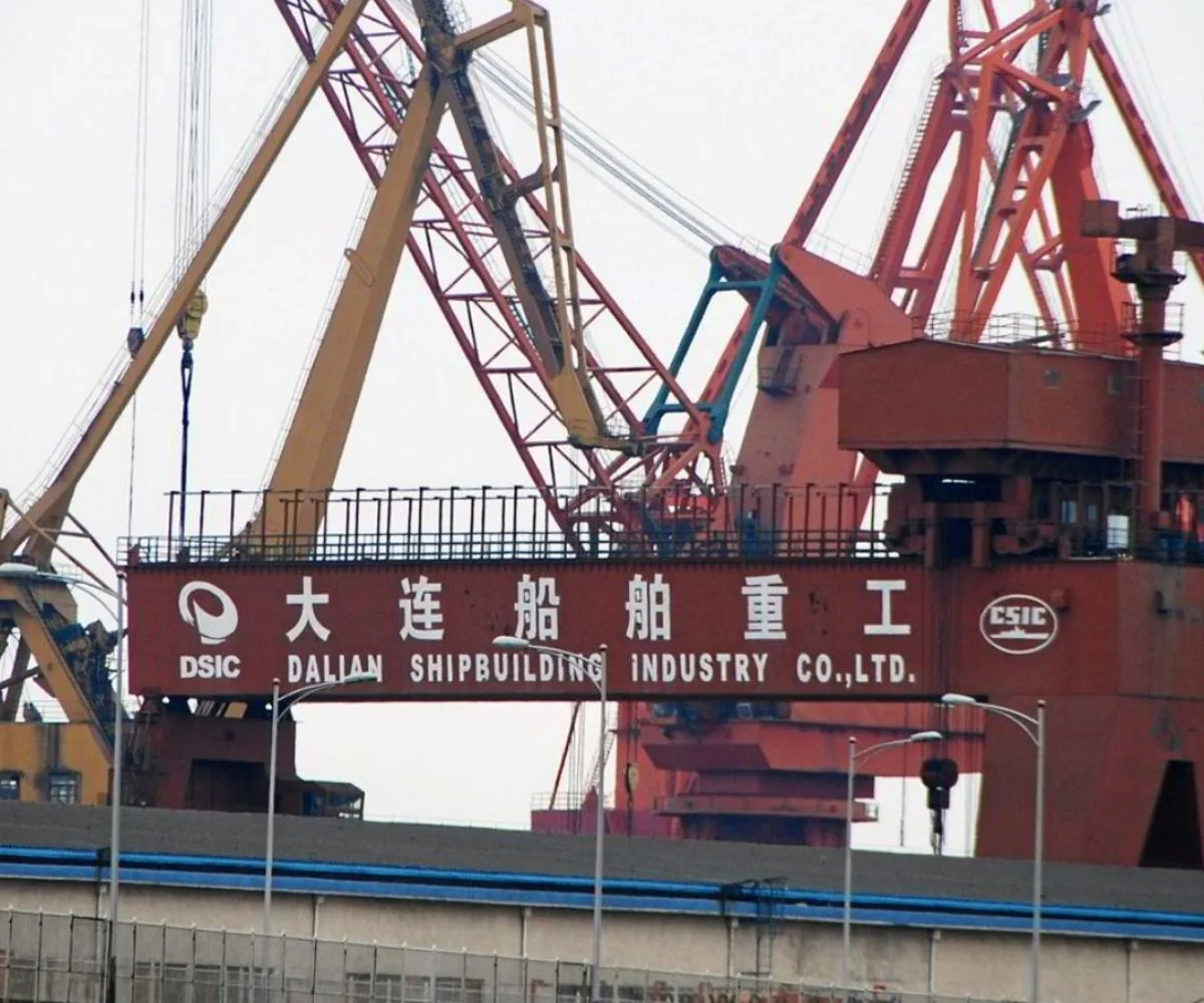 El astillero de Dalian, donde China construye el próximo portaviones de su flota
