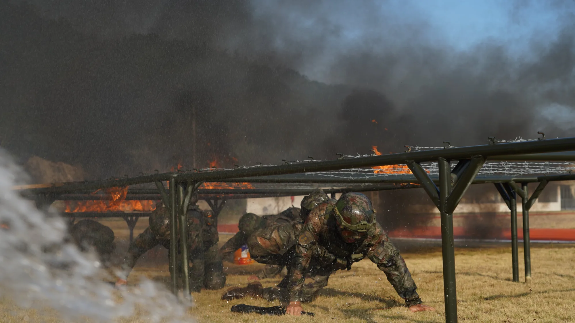 Recientemente, una unidad del Cuerpo de Marines del PLAN chino llevó a cabo una serie de ejercicios orientados al combate, perfeccionando la capacidad de combate y comenzando un nuevo año de entrenamiento intensivo/ Créditos: China Navy X Account