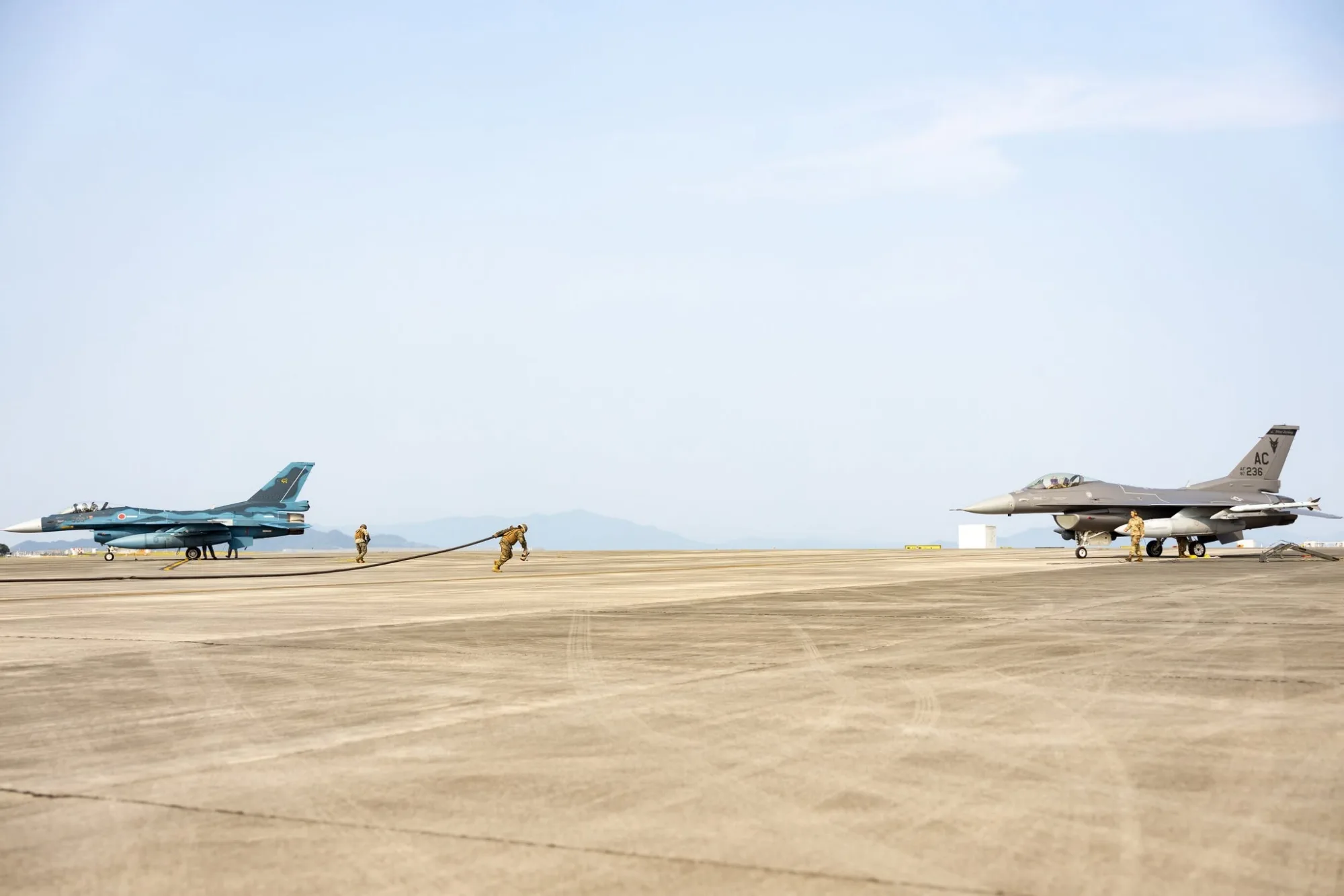 Aviadores del Pacific Air Forces llegan en pleno despliegue junto a marines estadounidenses y la Fuerza Aérea de Autodefensa de Japón durante el ejercicio REFORPAC 25/ Créditos: Official Twitter page of Pacific Air Forces.